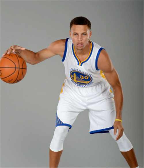 吉林省政府常务会议：要重视足球事业发展，推进吉林足球振兴（吉林省政府常务会议强调：大力发展足球事业，推进吉林足球振兴）