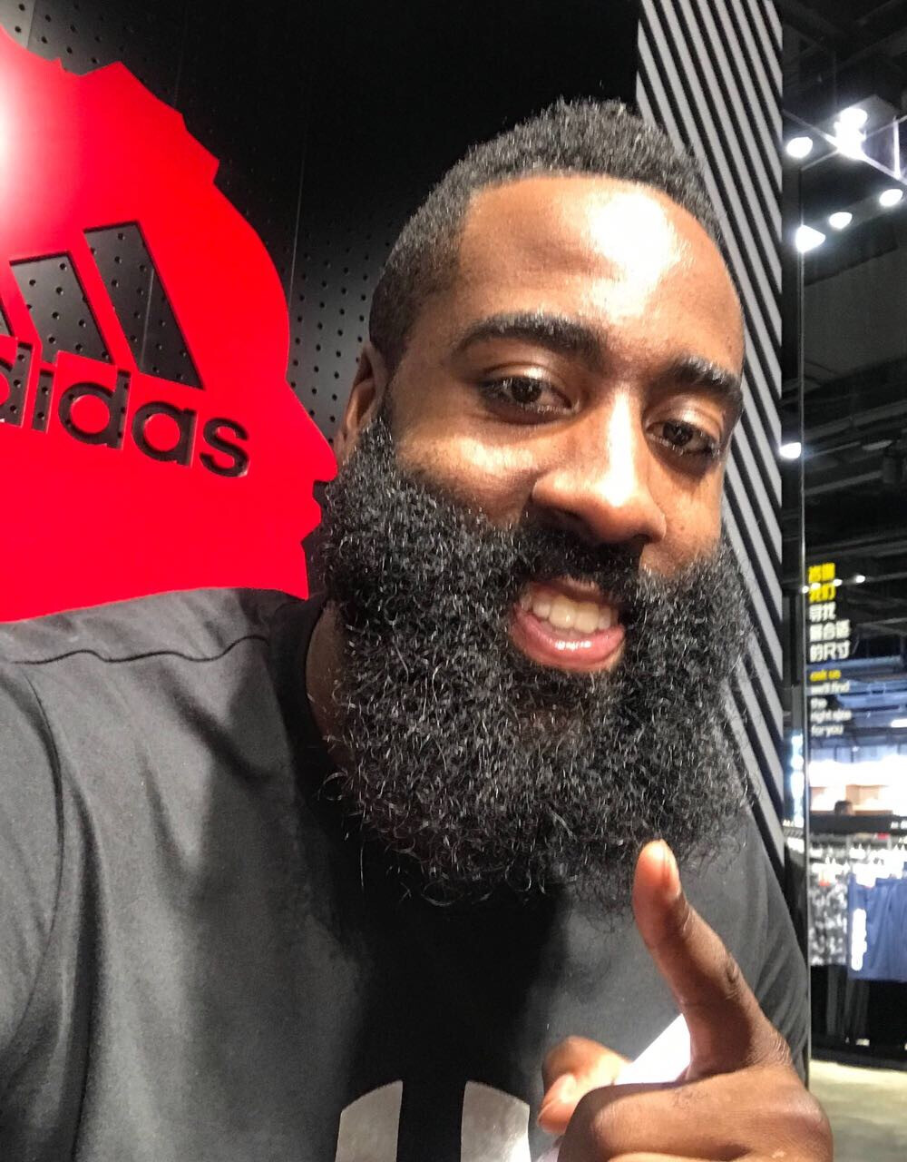 曼联球员即将征战非洲杯，主帅阿莫林的“沮丧”与战略博弈（非洲杯将至：曼联多将出征，阿莫林的无奈与策略权衡）