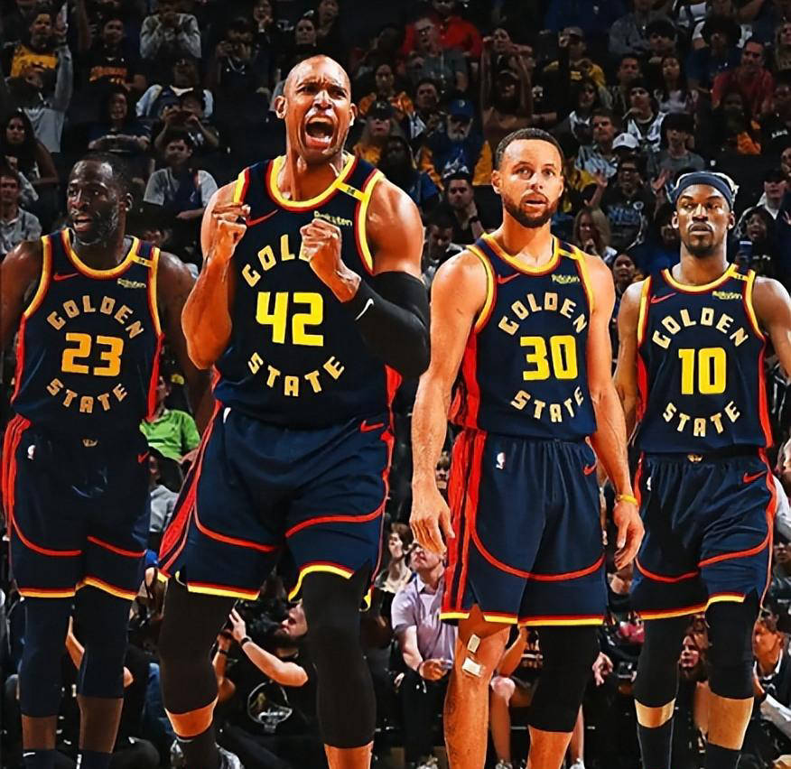 世体：法兰克福球迷在诺坎普制造骚乱，巴萨要求经济赔偿（世体：法兰克福球迷在诺坎普引发骚动，巴萨提出经济索赔）