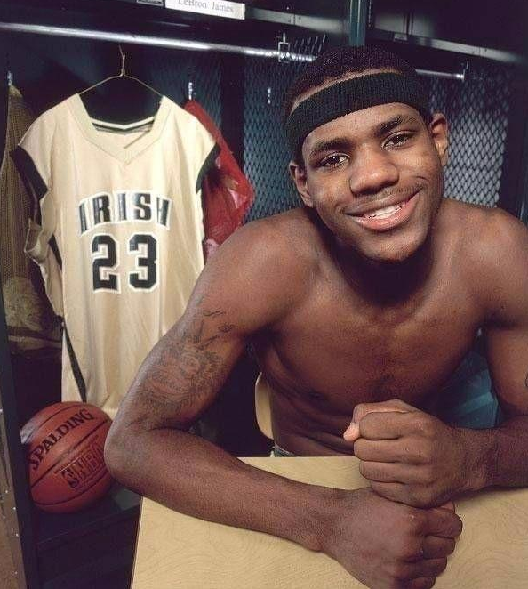 米体：罗马希望租借+买断齐尔克泽，买断费将不低于3500万欧（据米体报道，罗马计划先租后买引进齐尔克泽，买断费用至少3500万欧元）